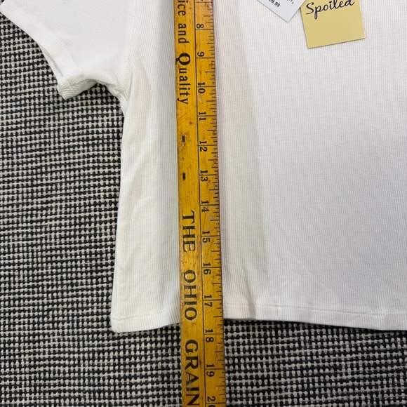 Basic White Cropped T Shirt NWT Live To Be Spoiled Women’s Size Small - Picture 3 of 8
